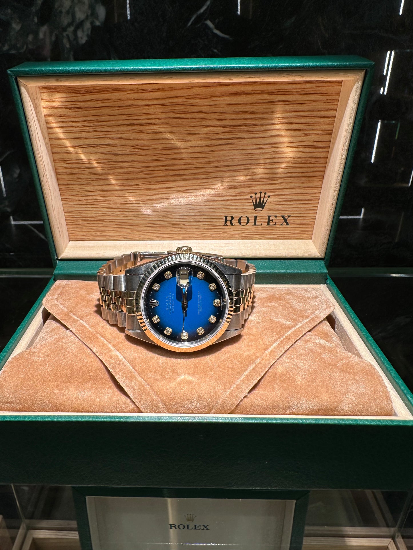Rolex Datejust 36 16233 – Blue Vignette Diamond Dial