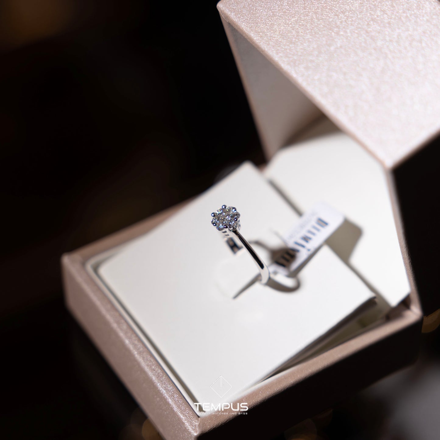 ANELLO DIAMANTIA 5 DIAMANTI NATURALI ( MOD. SOLITARIO)