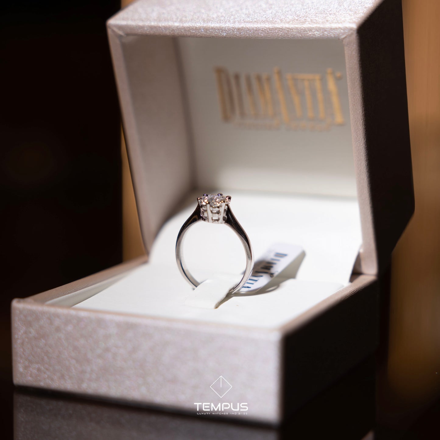 ANELLO DIAMANTIA 6 DIAMANTI NATURALI E ORO BIANCO (MOD. SOLITARIO)