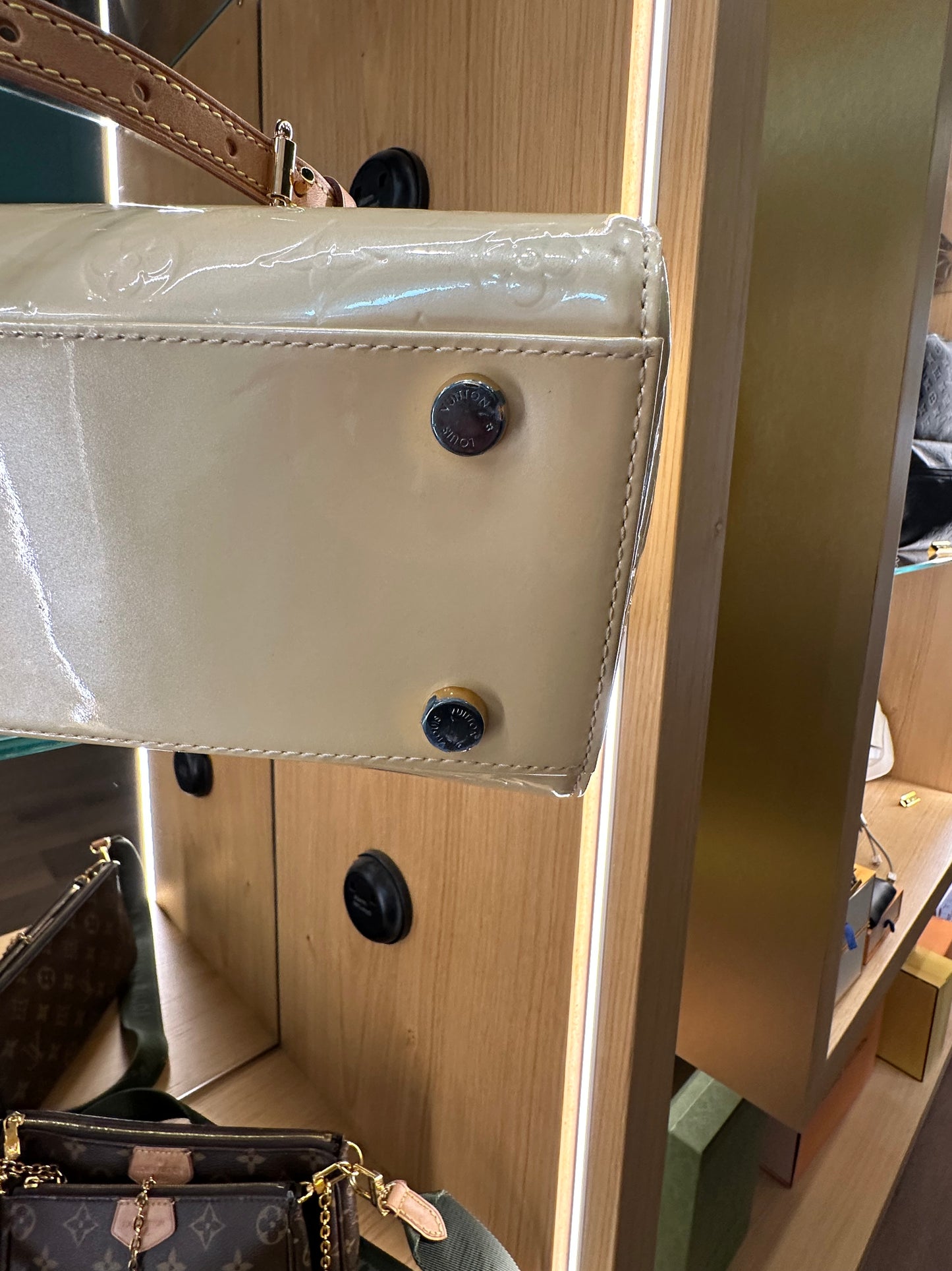 BORSA LOUIS VUITTON BREA MM