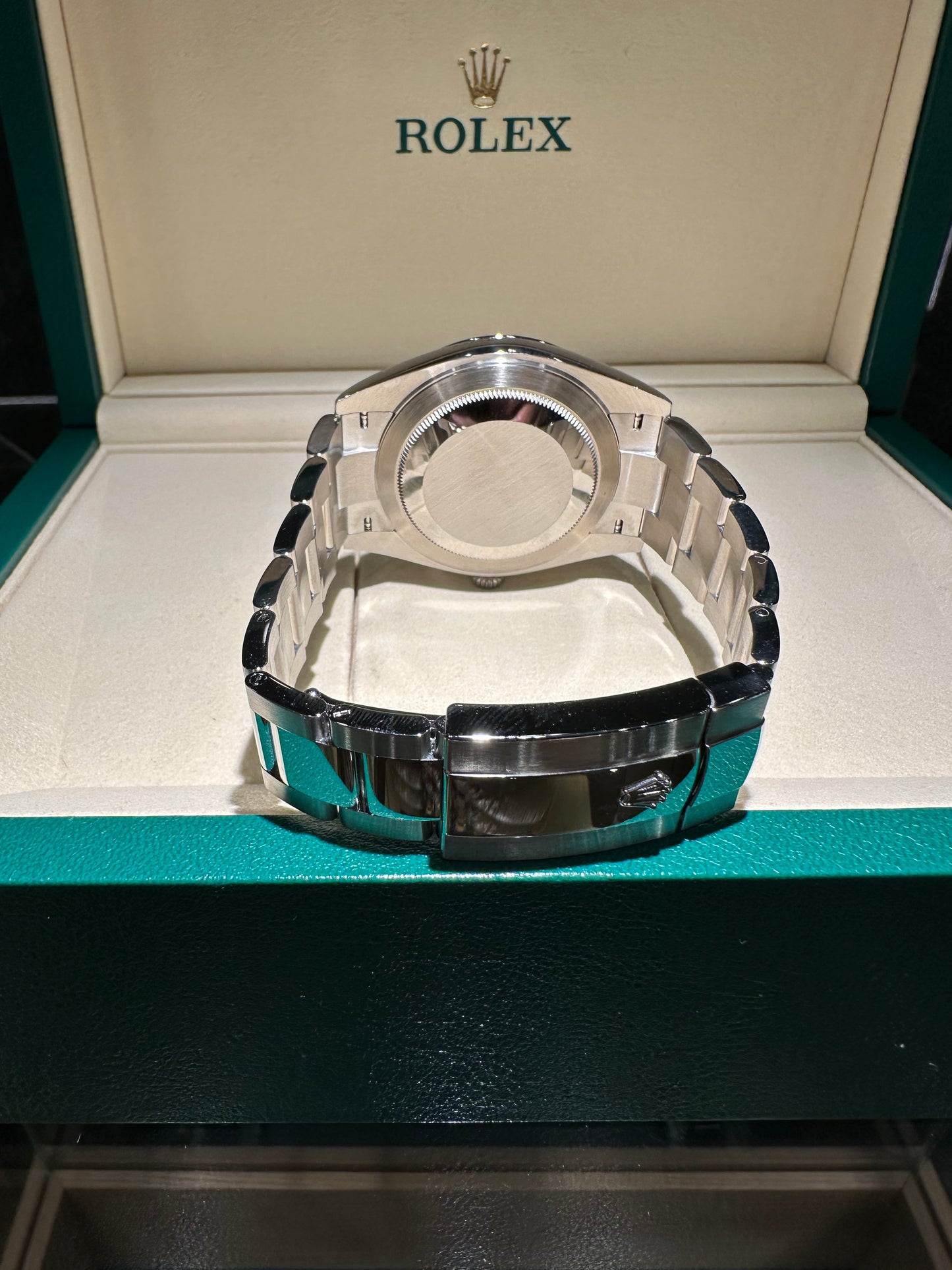 ROLEX DATEJUST 41mm REF. 126300 VERDE MENTA  NUOVO