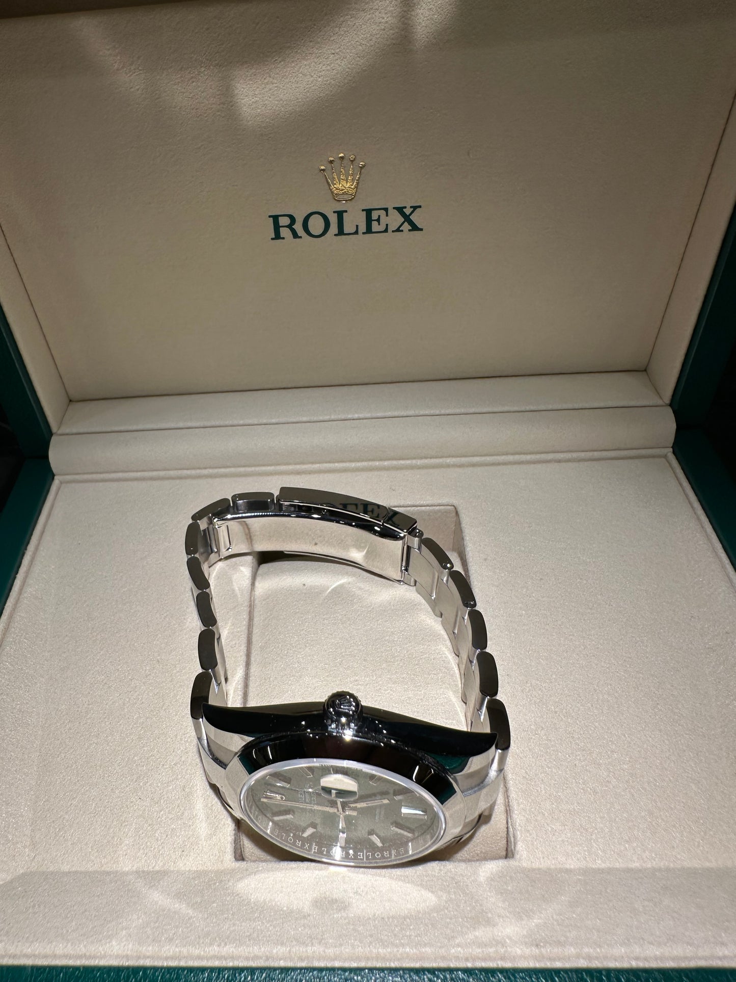ROLEX DATEJUST 41mm REF. 126300 VERDE MENTA  NUOVO