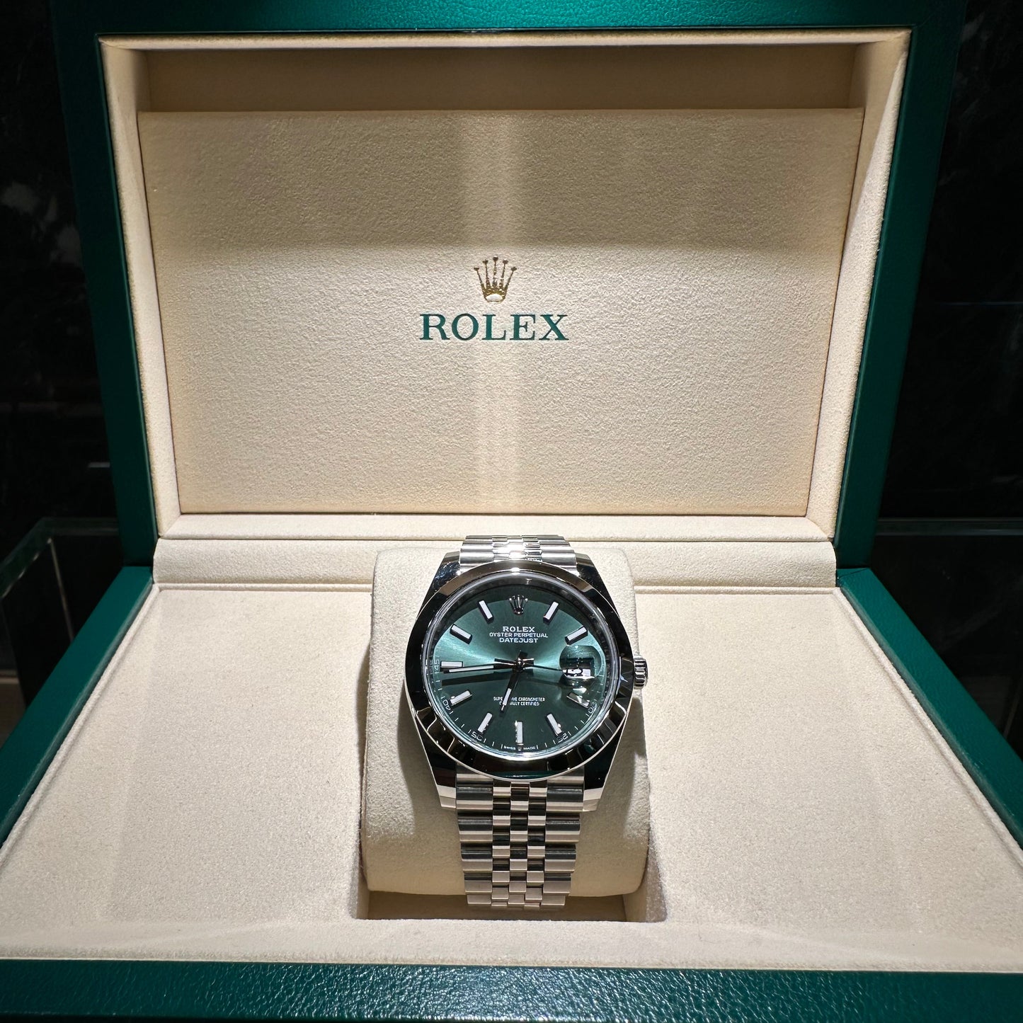 ROLEX DATEJUST 41mm REF. 126300 VERDE MENTA JUBILEE  NUOVO