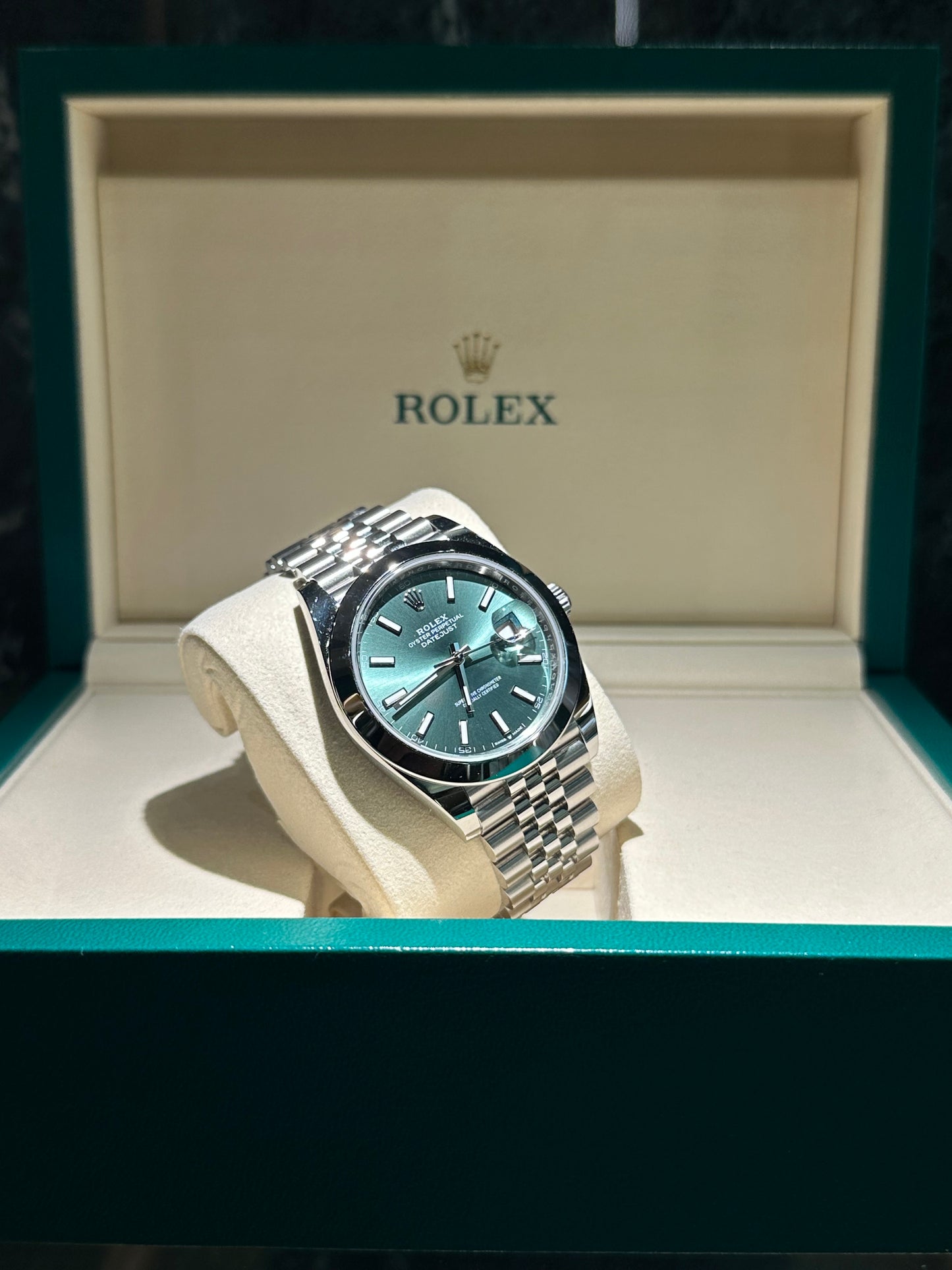 ROLEX DATEJUST 41mm REF. 126300 VERDE MENTA JUBILEE  NUOVO