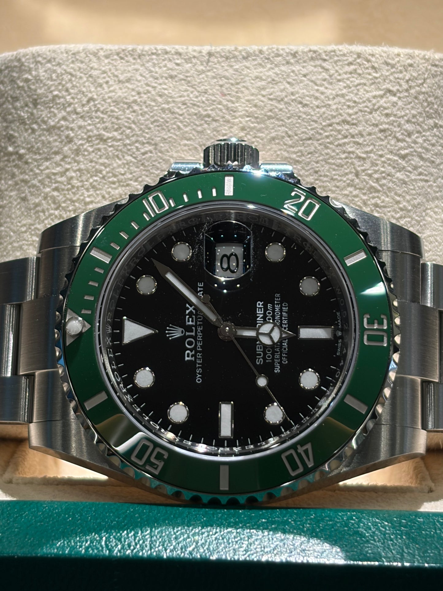 R𝐎𝐋𝐄𝐗 𝐒𝐮𝐛𝐦𝐚𝐫𝐢𝐧𝐞𝐫 𝐃𝐀𝐓𝐄 126610LV (Starbucks)