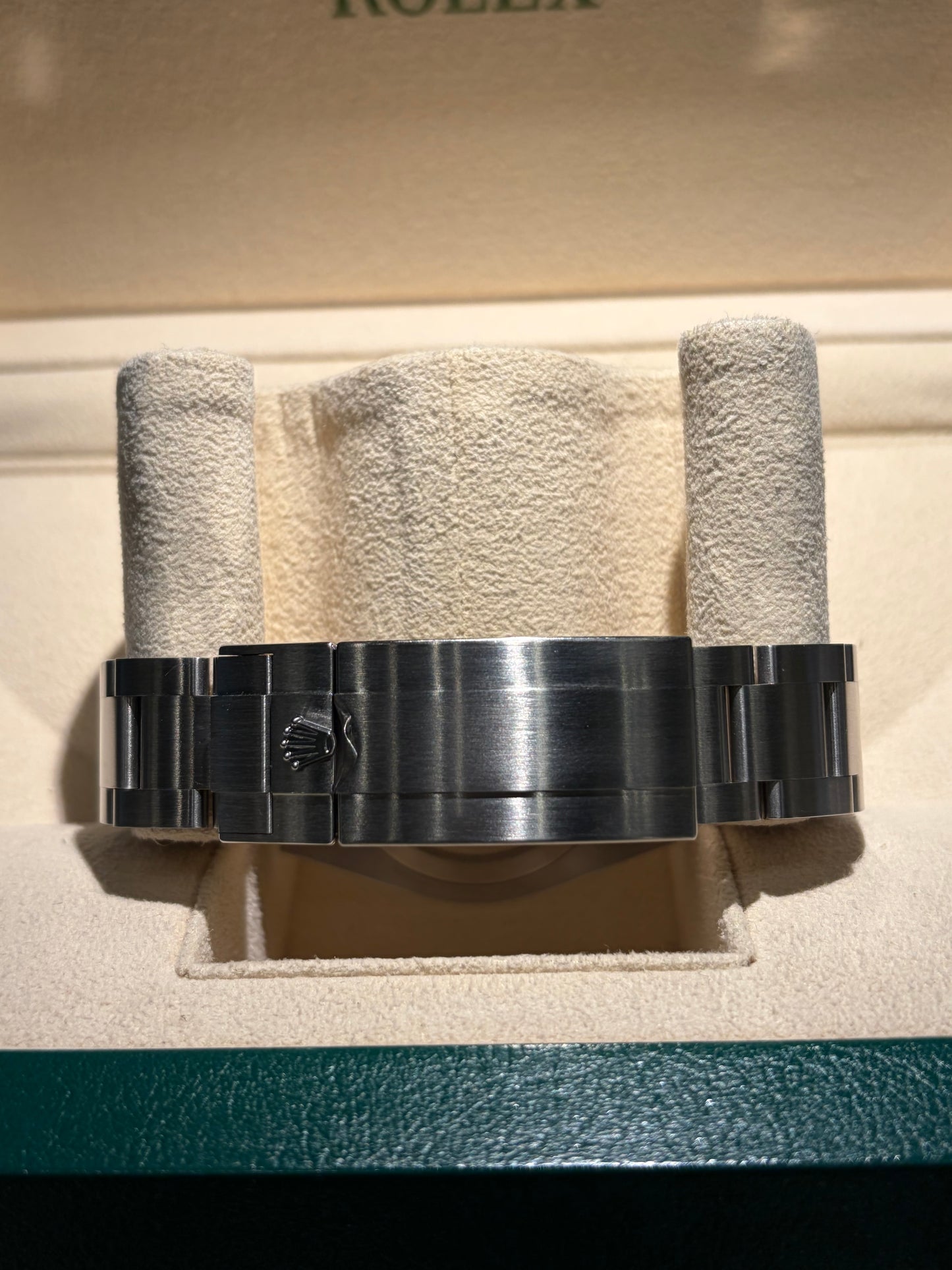 R𝐎𝐋𝐄𝐗 𝐒𝐮𝐛𝐦𝐚𝐫𝐢𝐧𝐞𝐫 𝐃𝐀𝐓𝐄 126610LV (Starbucks)
