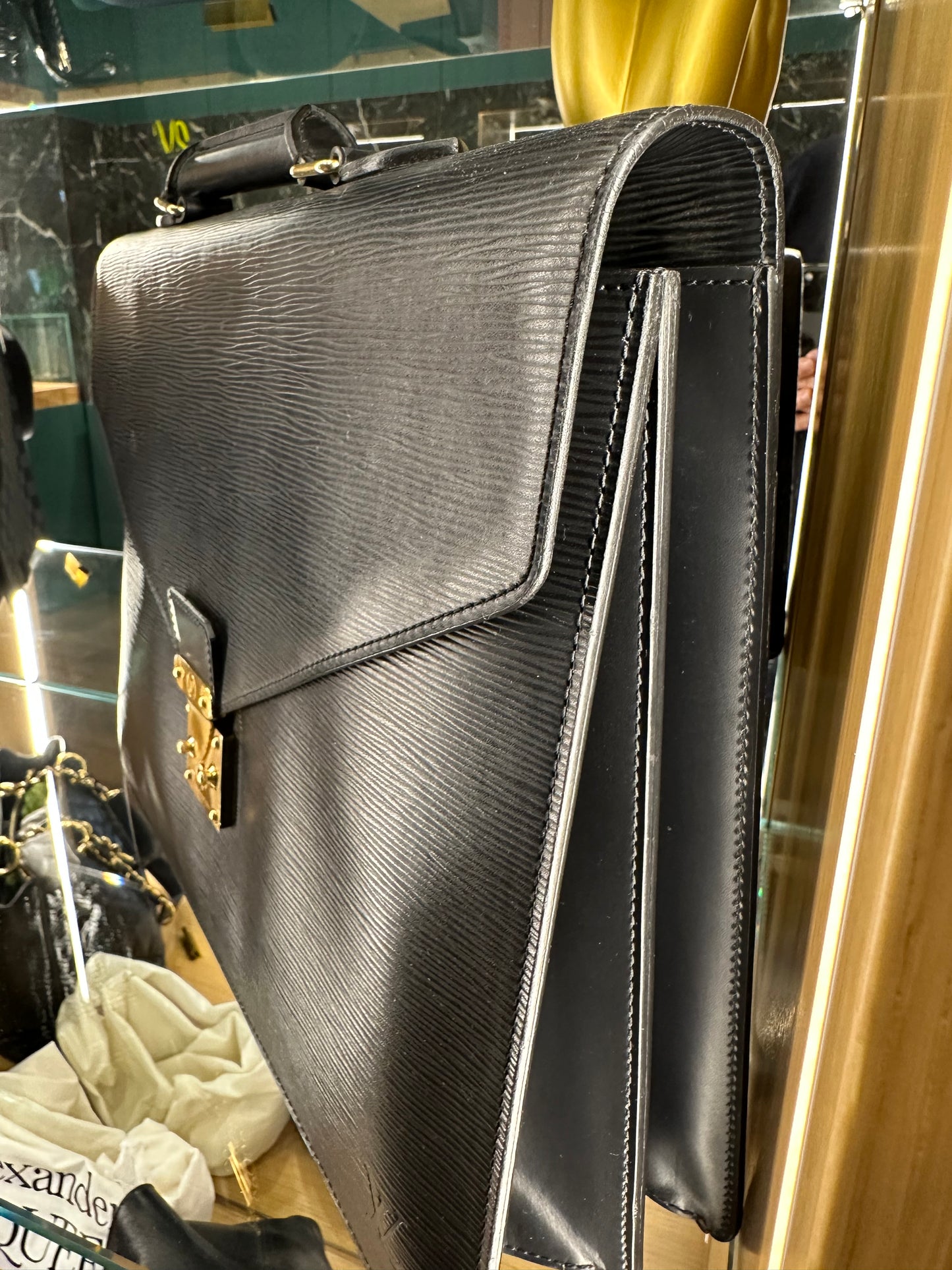 BORSA CARTELLA LOUIS VUITTON PELLE EPI NERA